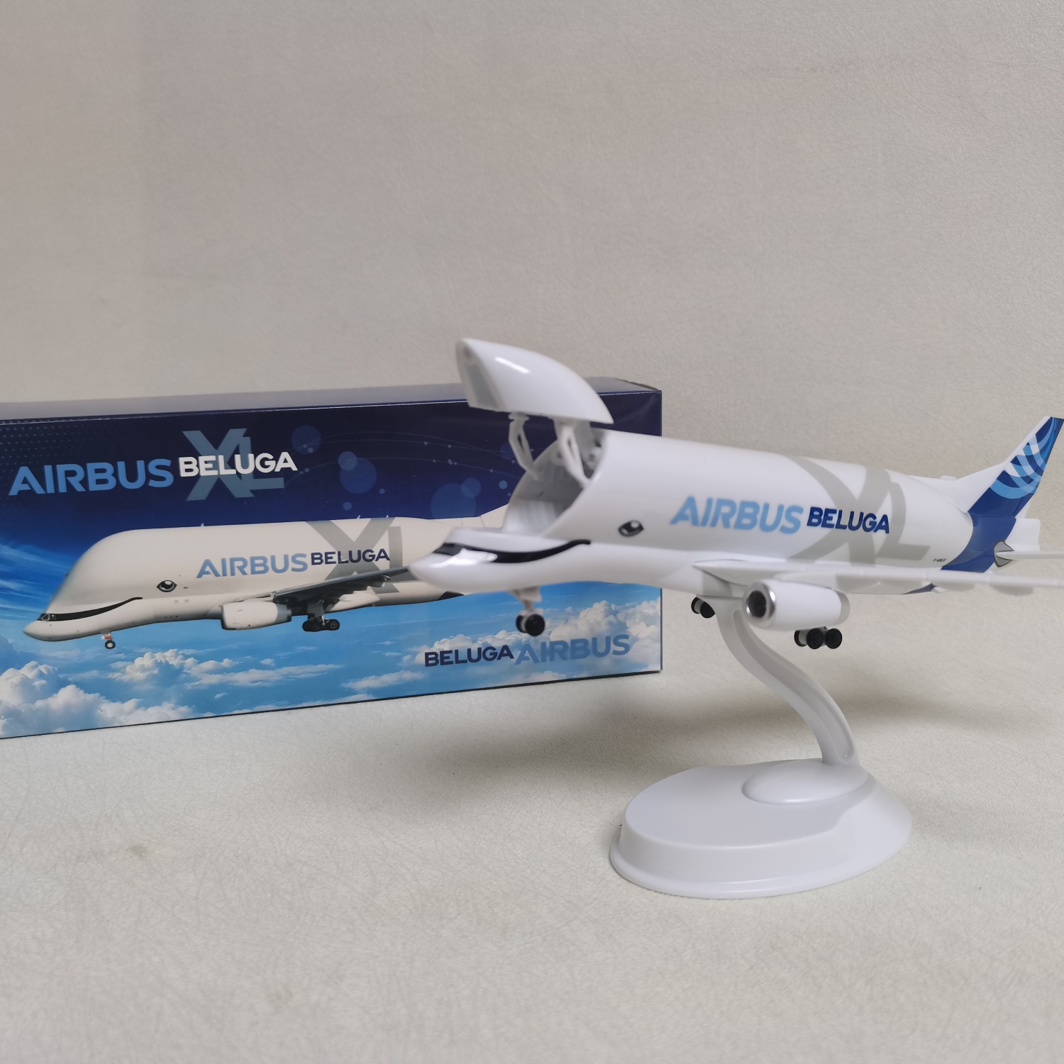 Modelo de Avión a Escala 1:20, - Model Airplane Plastic reseña y precio